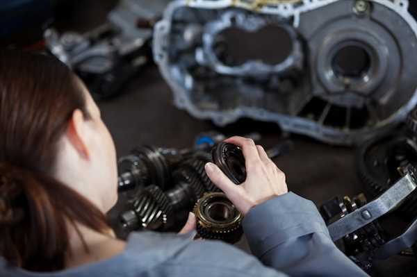 Evaluating Performance Benefits of Different Drivetrain Layouts